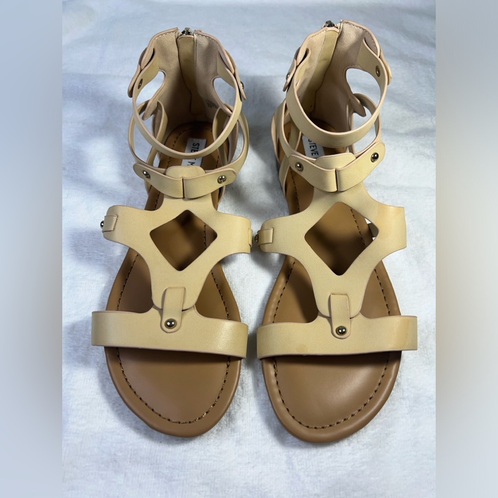 Steve Madden Gladiator Sandal, Women’s size 8